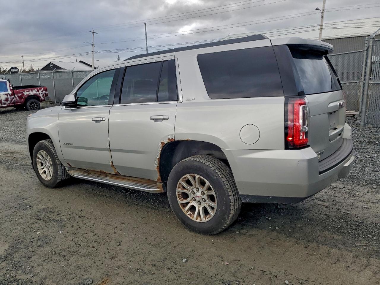 GMC YUKON SLE