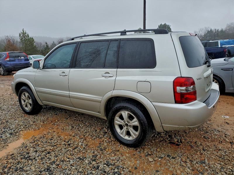 2005 TOYOTA HIGHLANDER #3302659037