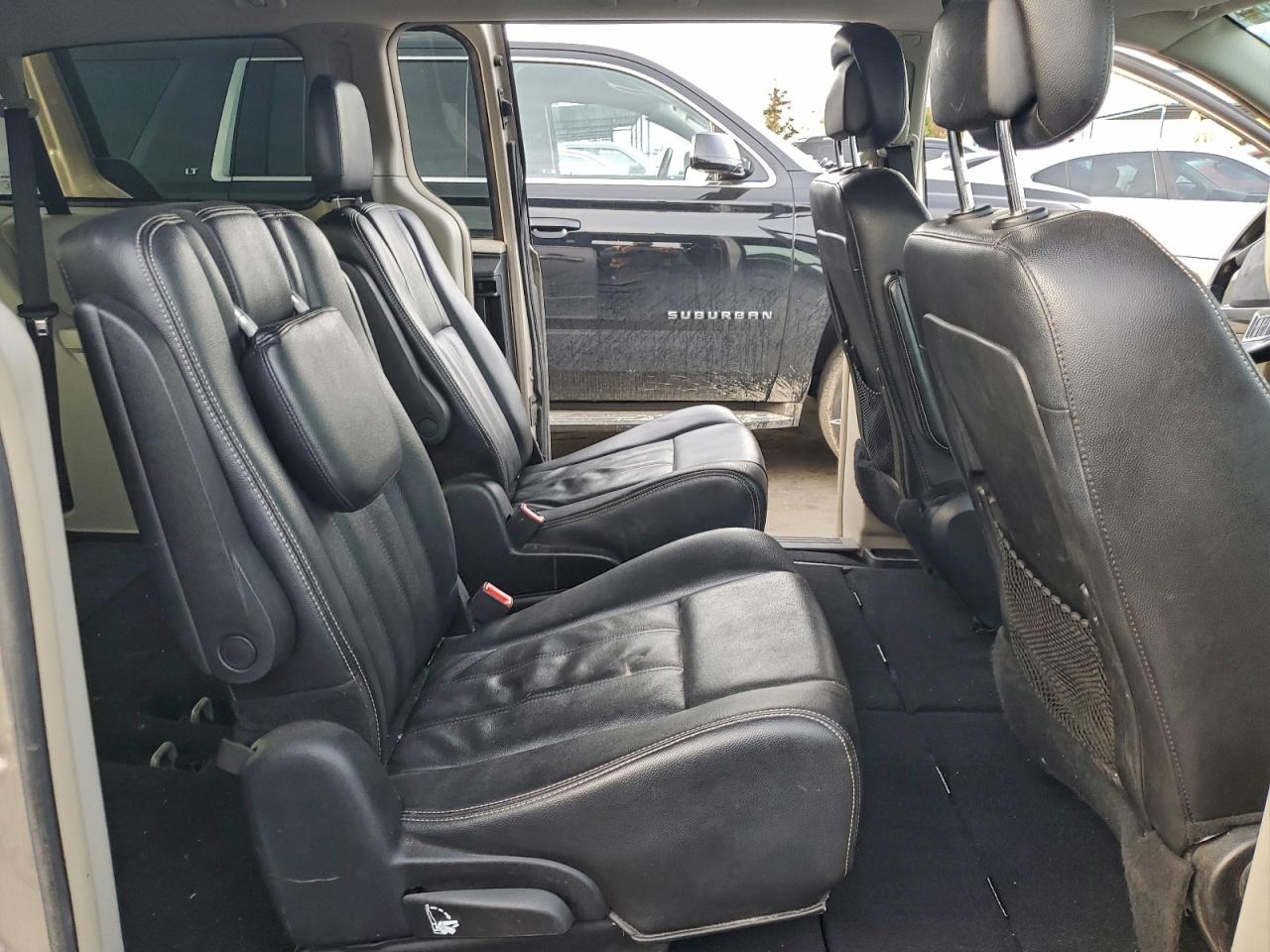 CHRYSLER TOWN & COUNTRY TOURING