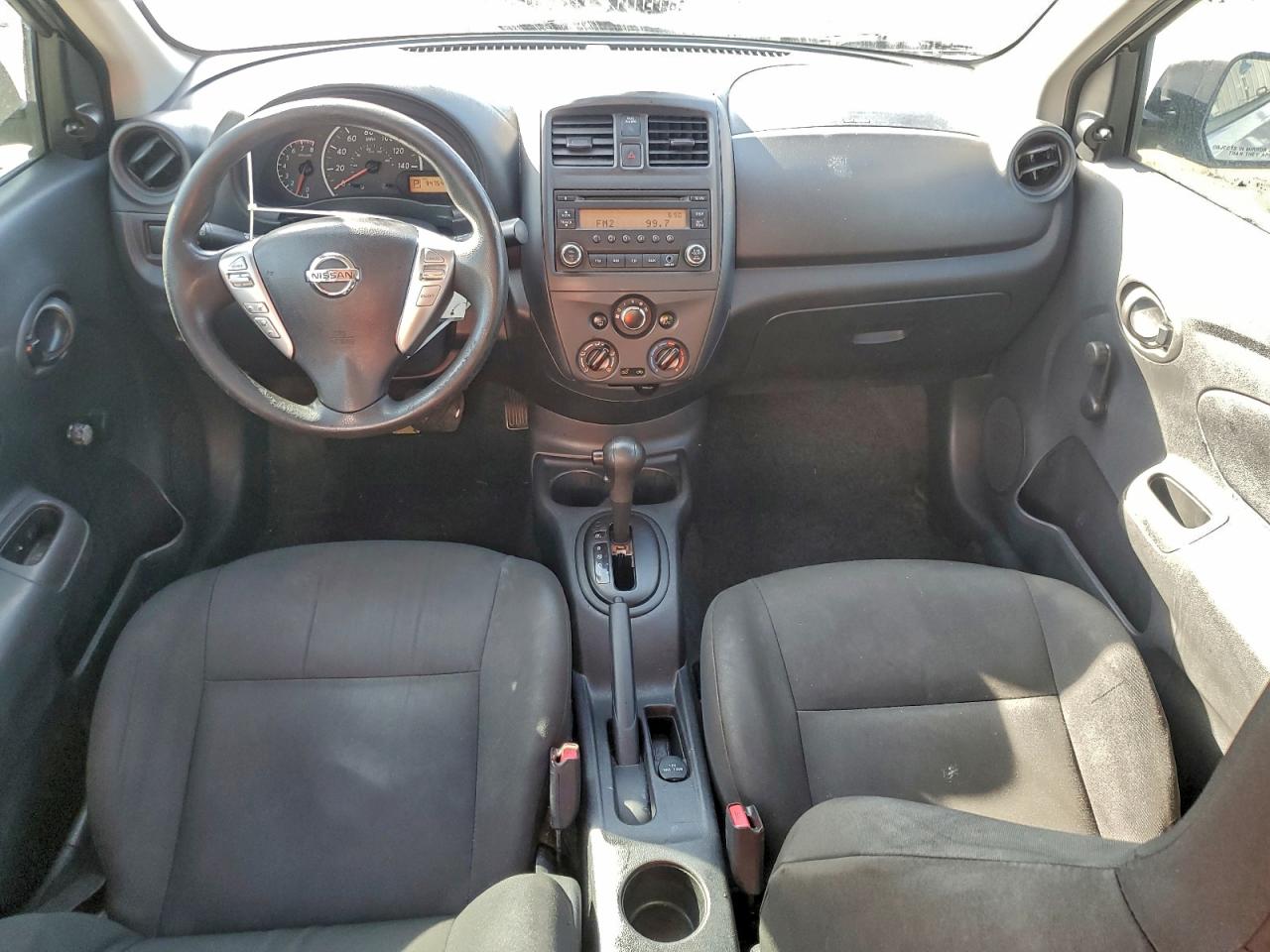 NISSAN VERSA S