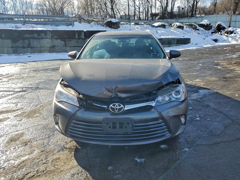 2017 TOYOTA CAMRY LE #3305302333