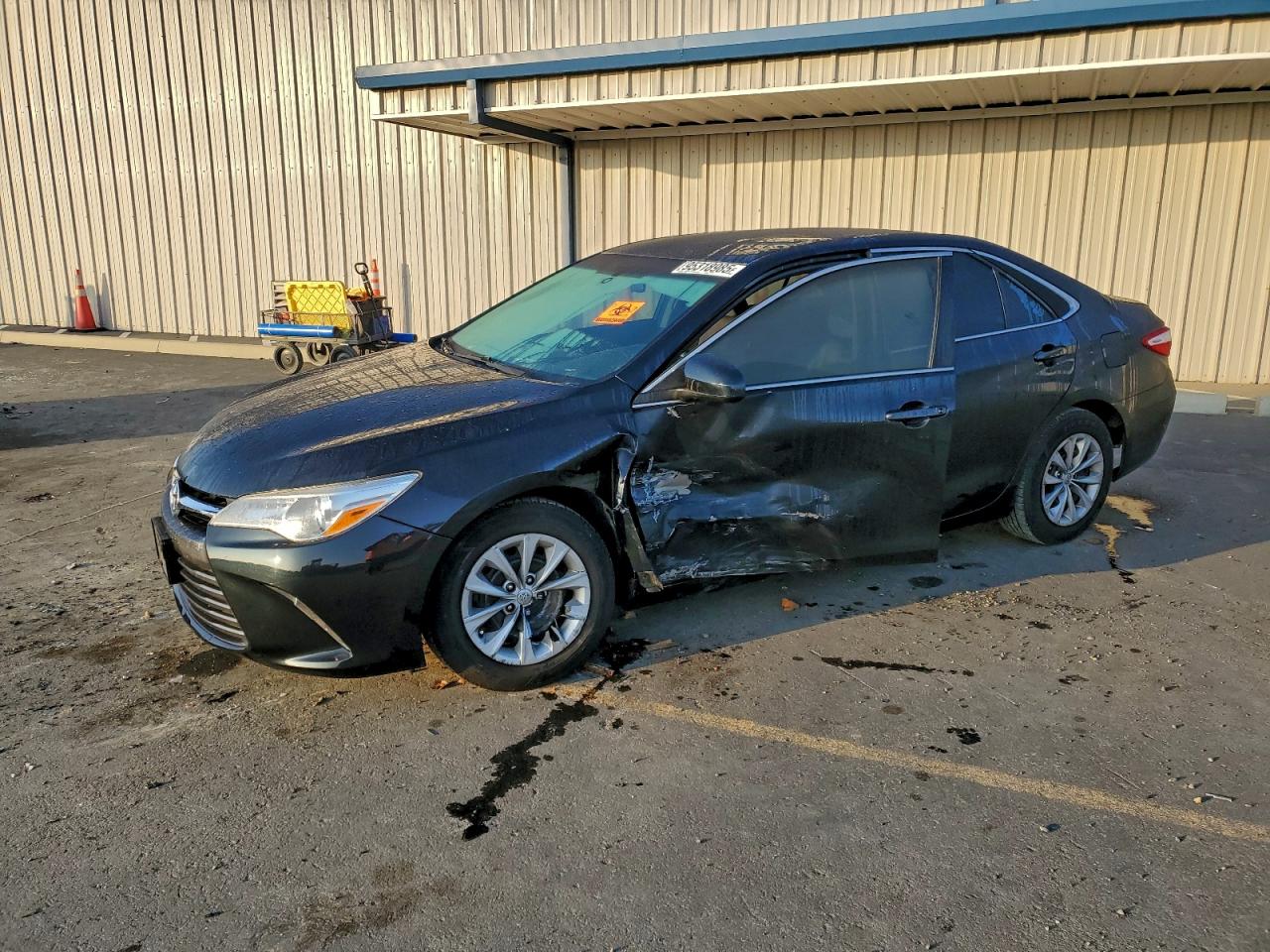 Lot #3315977102 2016 TOYOTA CAMRY LE