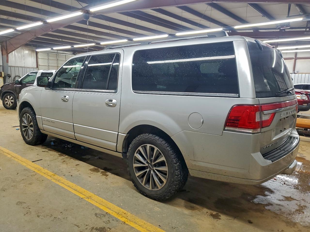 LINCOLN NAVIGATOR L