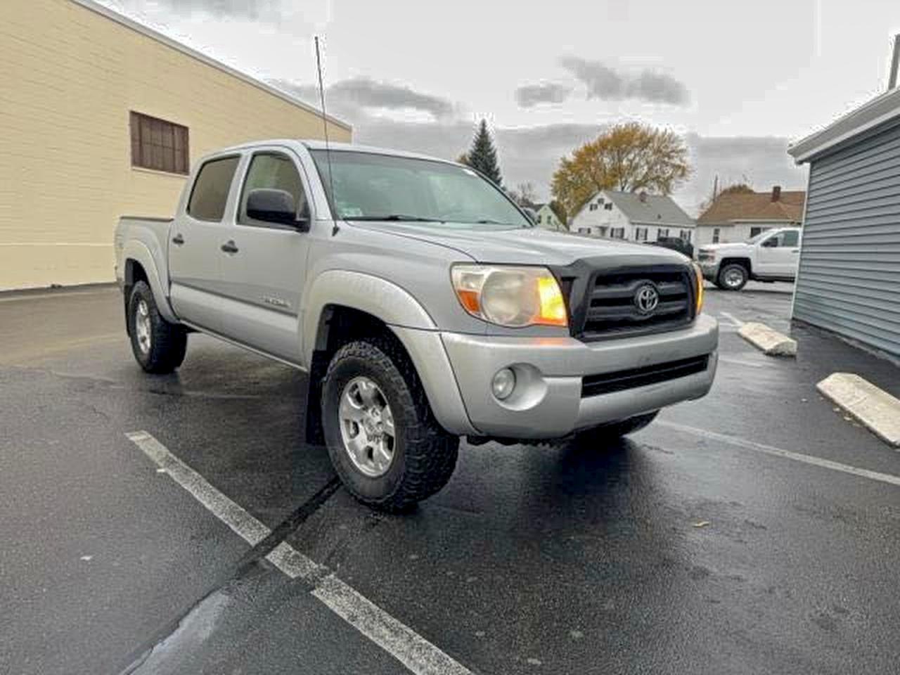 TOYOTA TACOMA DOUBLE CAB