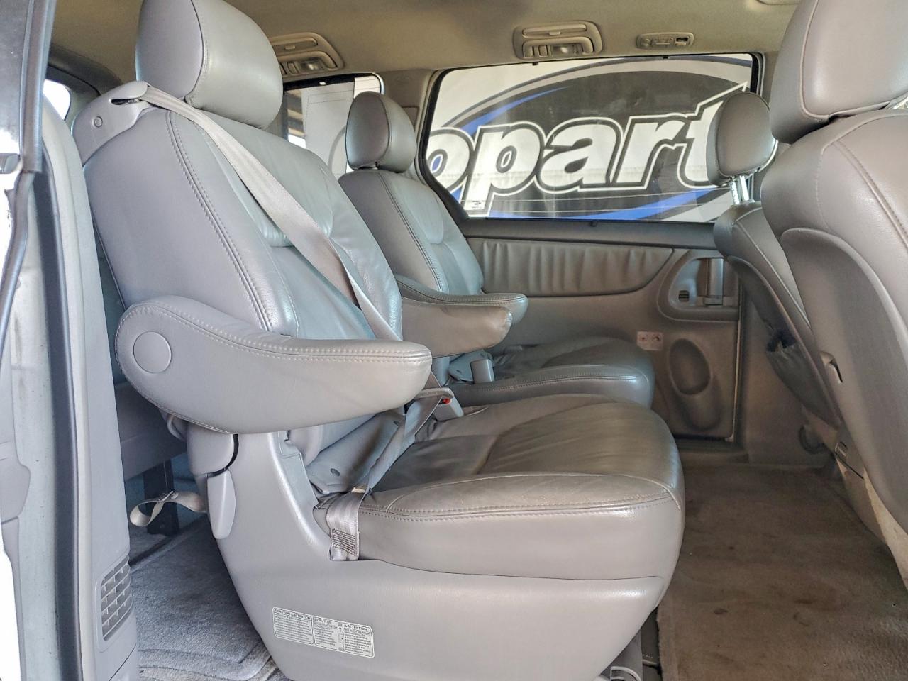 Lot #3310626828 2007 TOYOTA SIENNA XLE