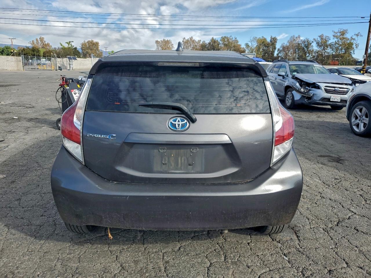 TOYOTA PRIUS C