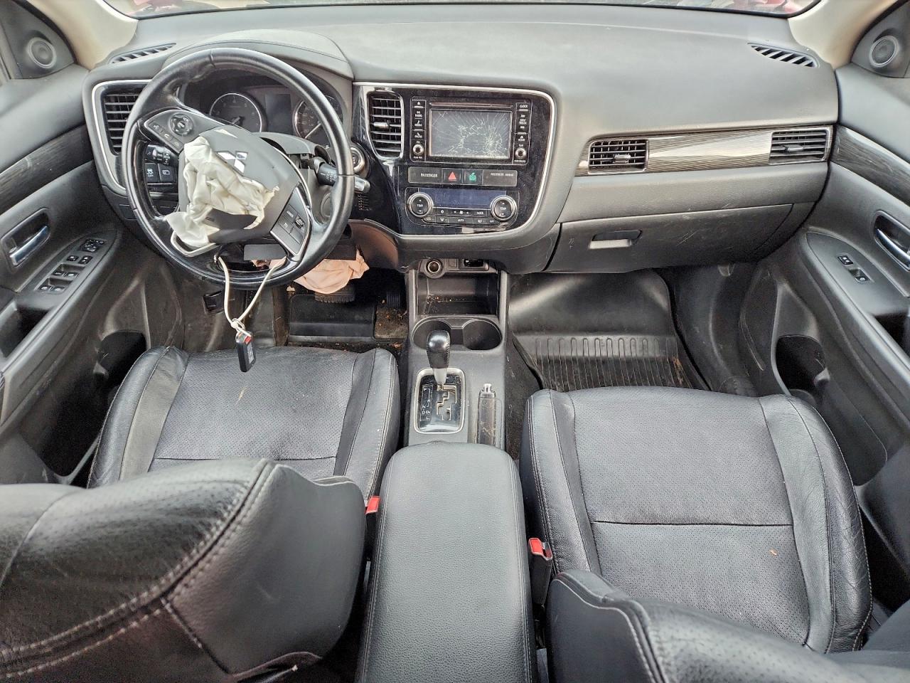 MITSUBISHI OUTLANDER ES