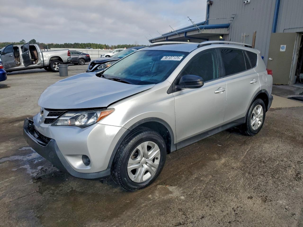 TOYOTA RAV4 LE