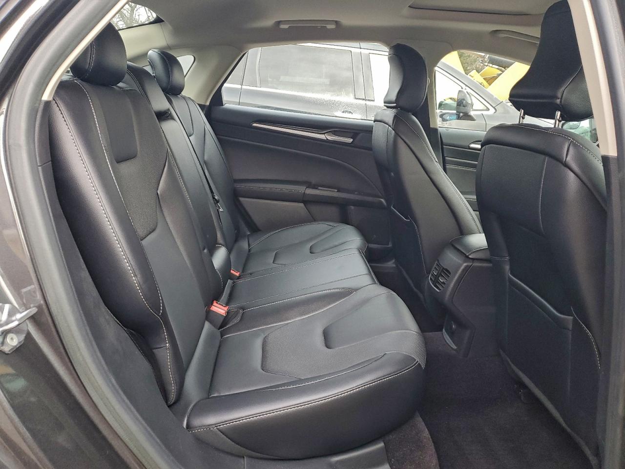 FORD FUSION TITANIUM