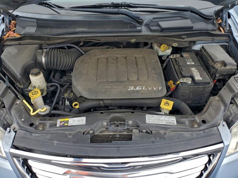 2013 CHRYSLER TOWN & COU #3304560462