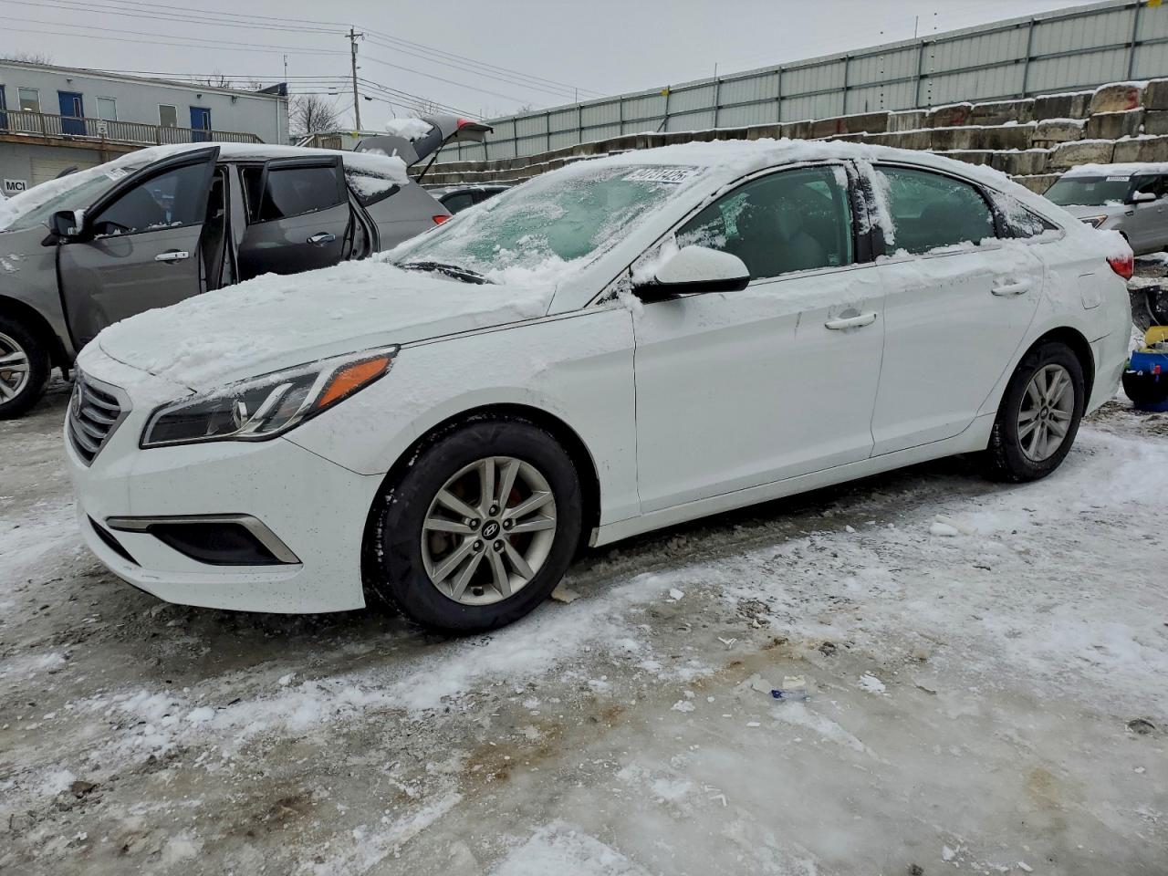 Lot #3309271615 2016 HYUNDAI SONATA SE