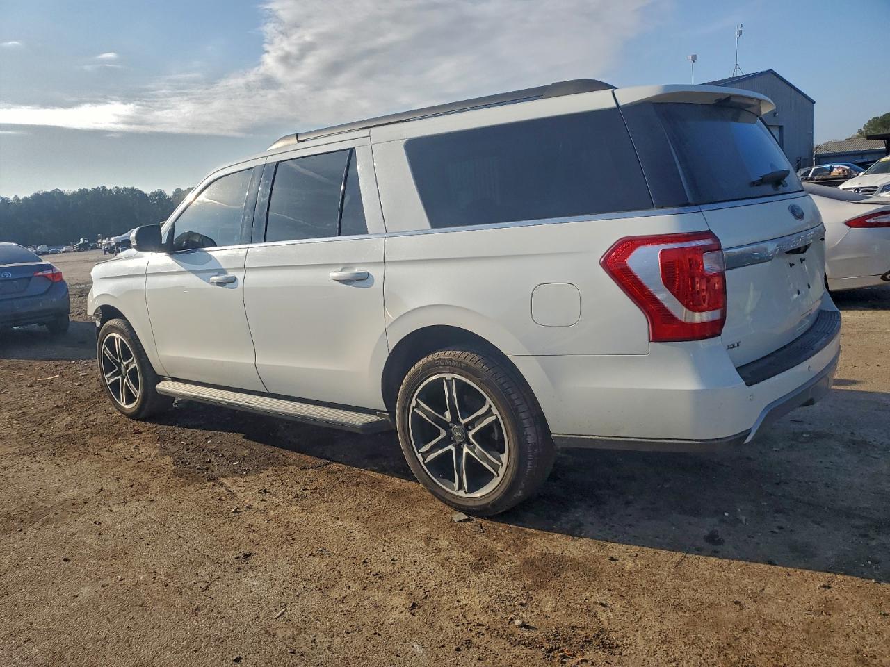 FORD EXPEDITION MAX XLT