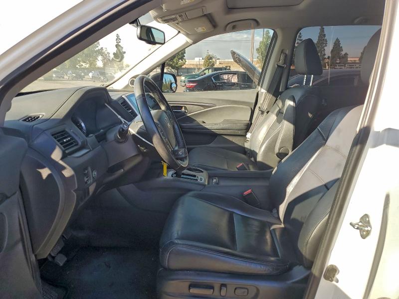 2017 HONDA PILOT EXL #3305358372