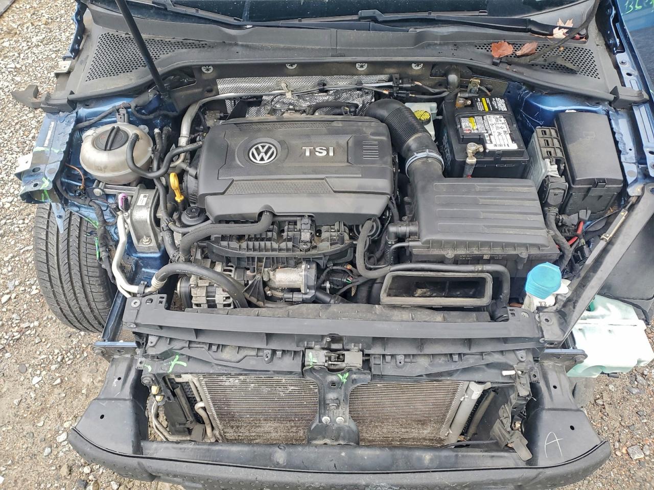 VOLKSWAGEN GOLF S/SE