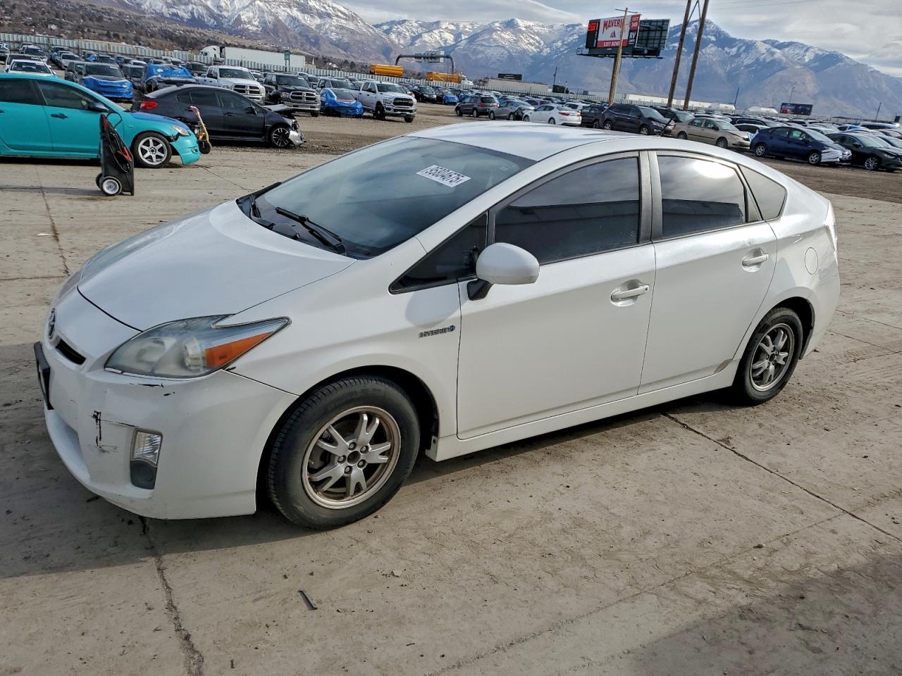 TOYOTA PRIUS