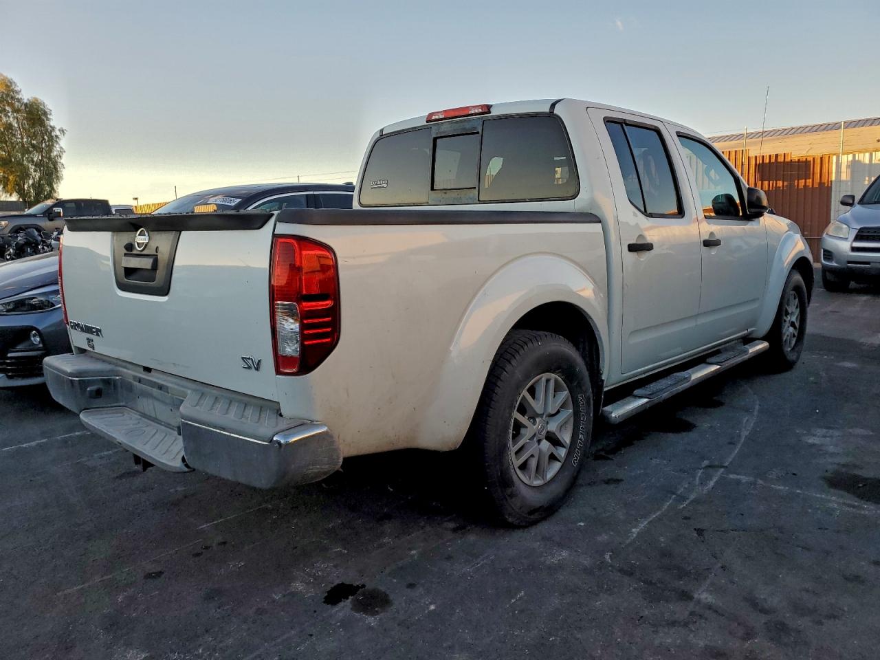 NISSAN FRONTIER S
