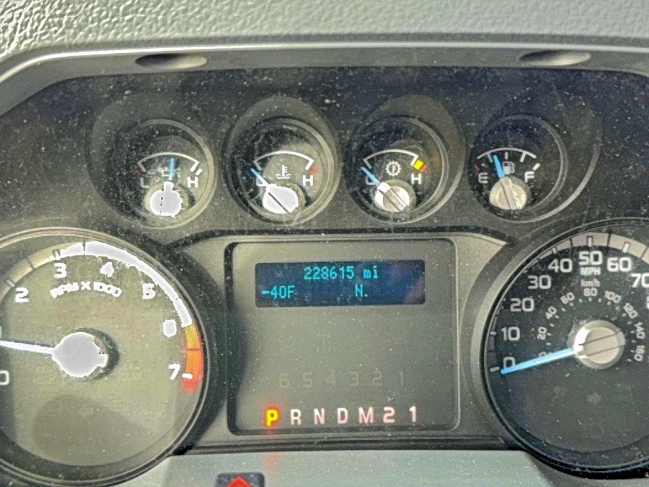 FORD F-350 SUPER DUTY