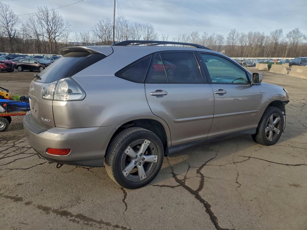 Lot #3318871918 2005 LEXUS RX 330