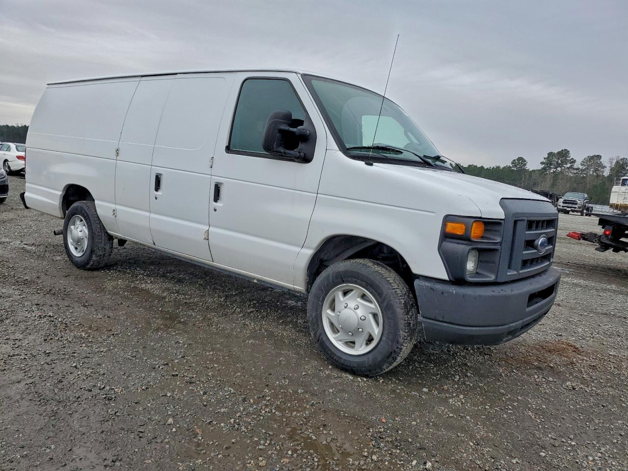 FORD ECONOLINE E150 VAN