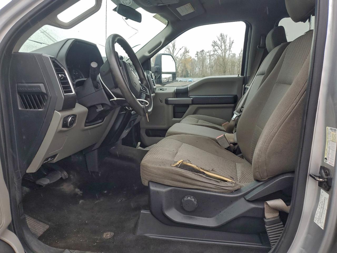 FORD F-250 SUPER DUTY