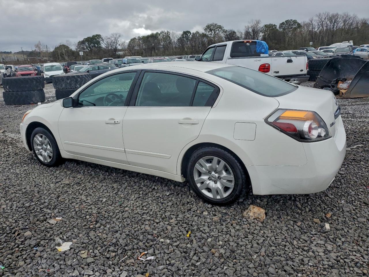 NISSAN ALTIMA BASE