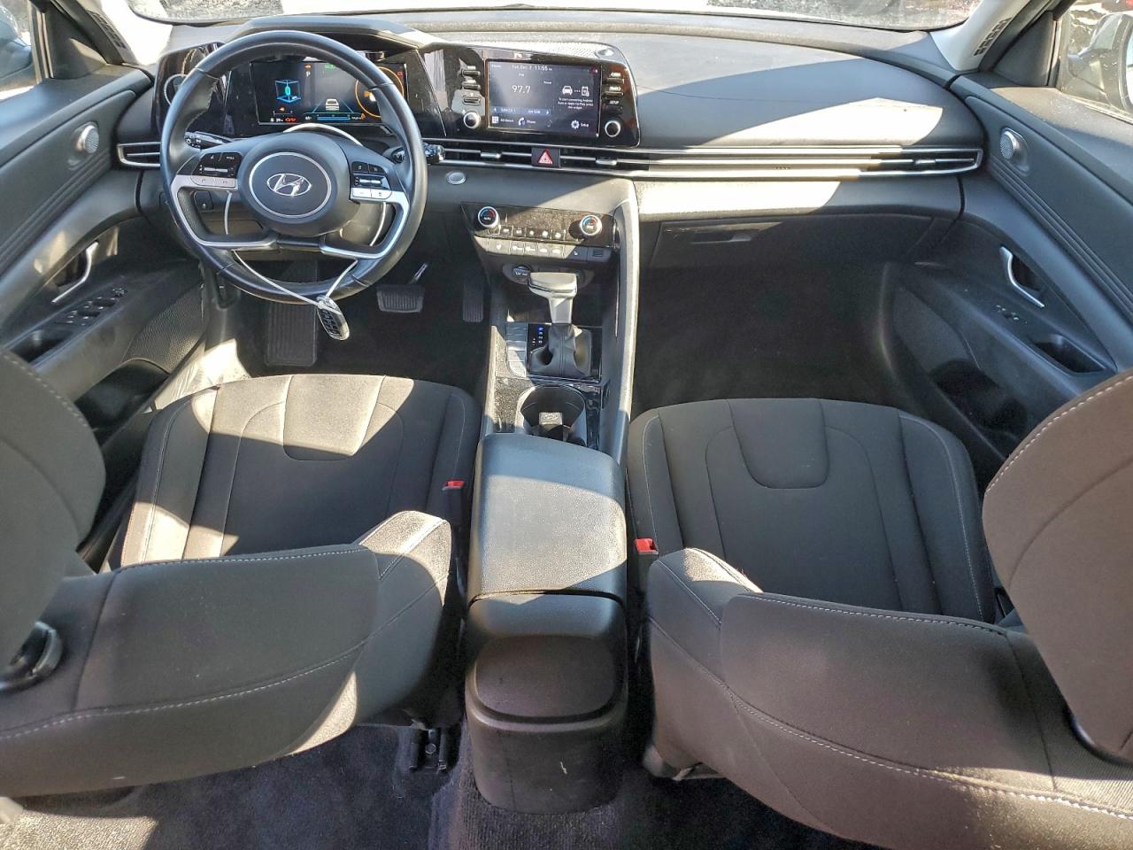 Lot #3312735196 2021 HYUNDAI ELANTRA SE