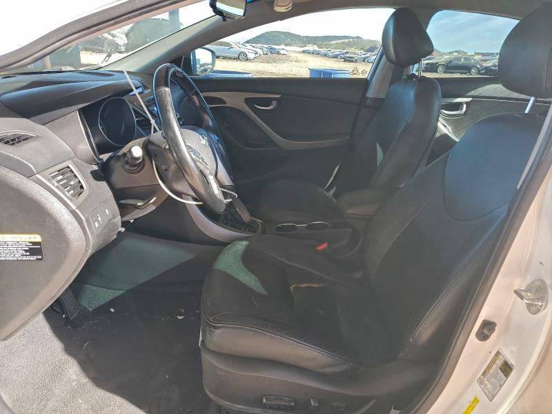 2016 HYUNDAI ELANTRA SE #3302918057