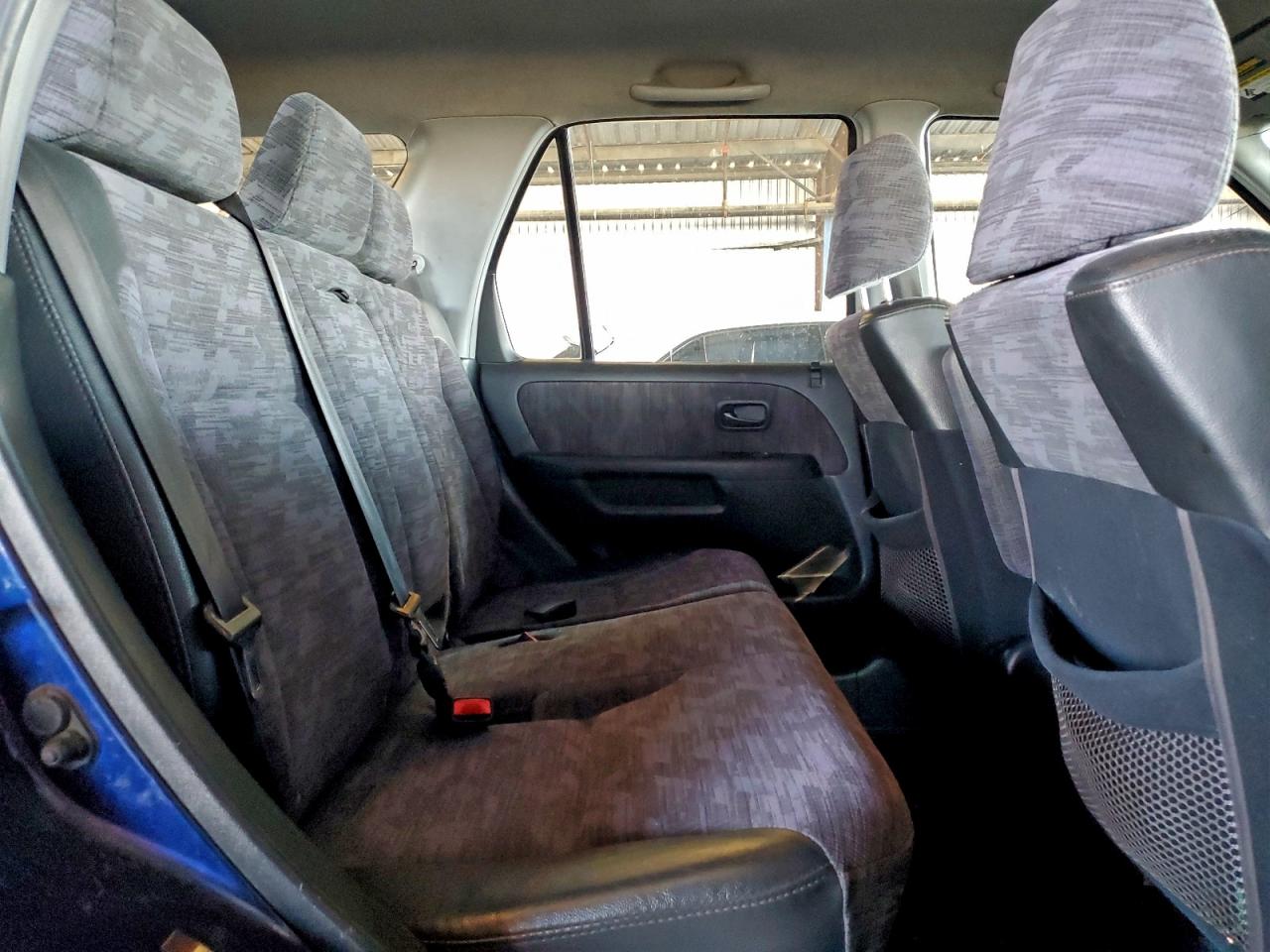 Lot #3309612556 2004 HONDA CR-V LX