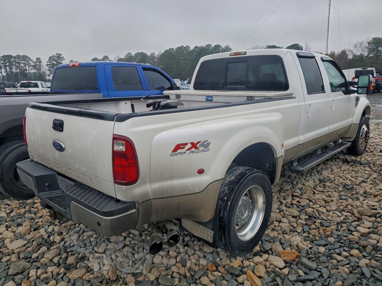 FORD F-450 SUPER DUTY