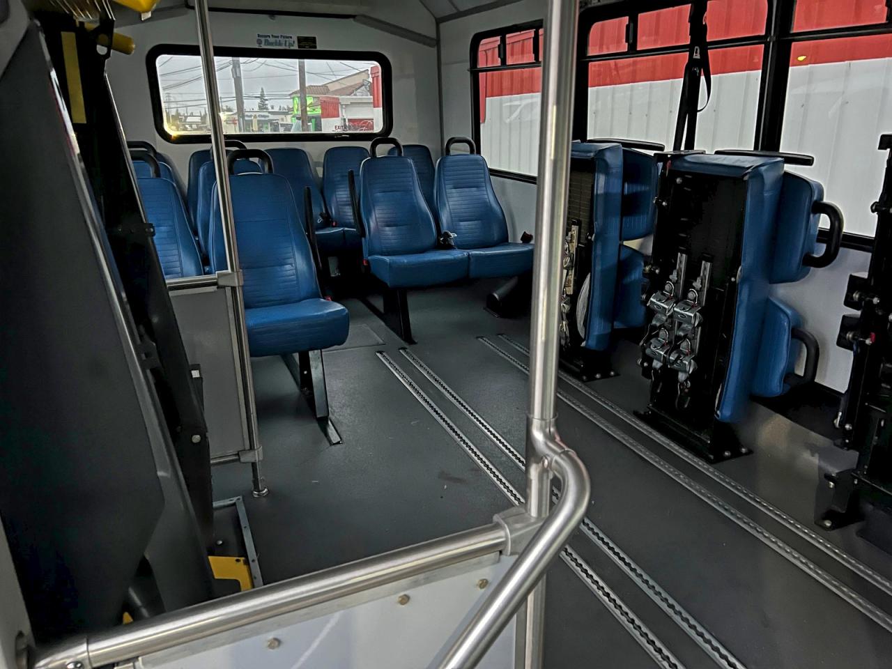 Lot #3315655773 2013 CHEVROLET EXPRESS G4