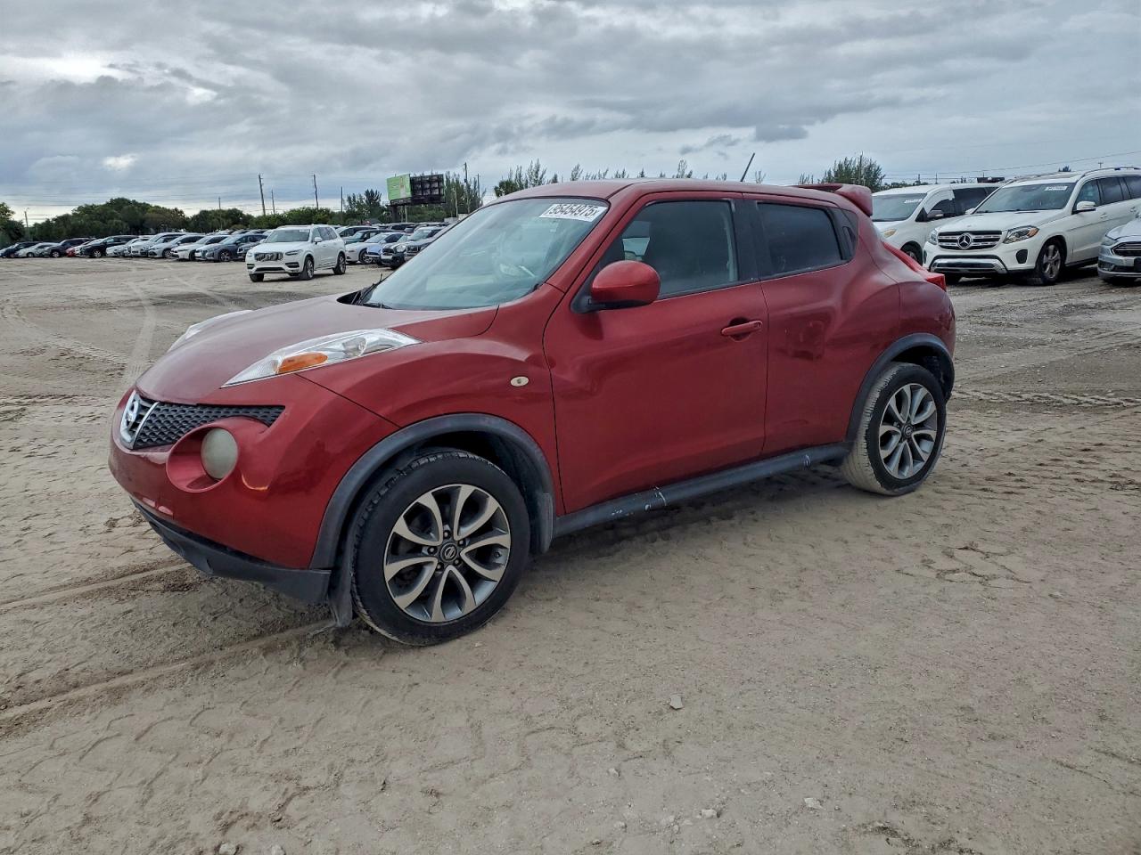 NISSAN JUKE S