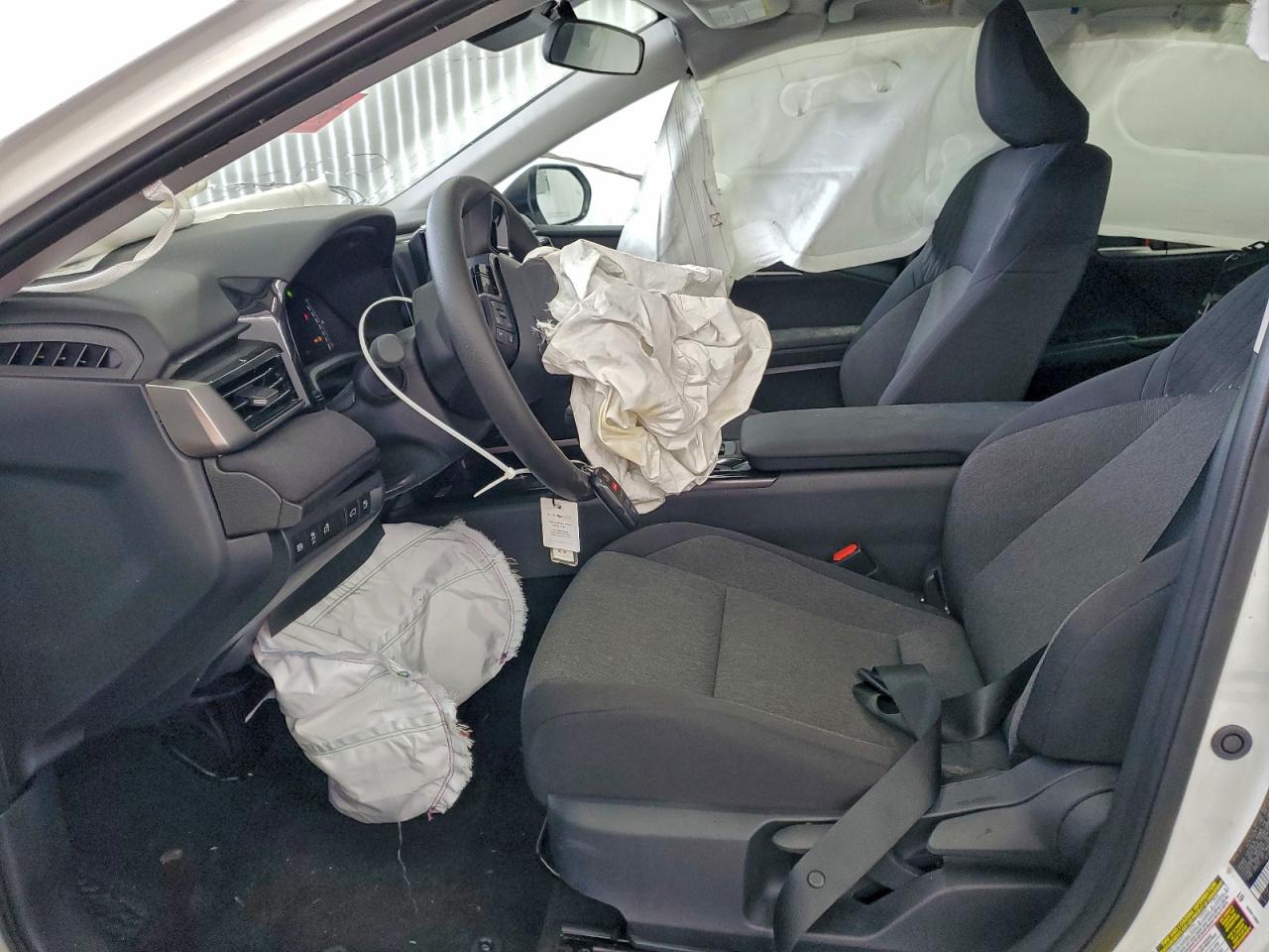 Lot #3309527589 2025 TOYOTA CAMRY LE