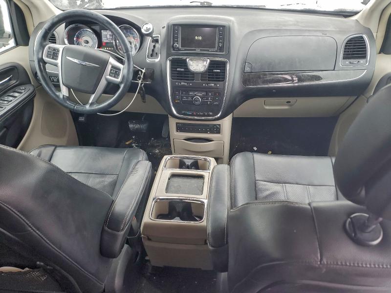 2012 CHRYSLER TOWN AND C #3304527446