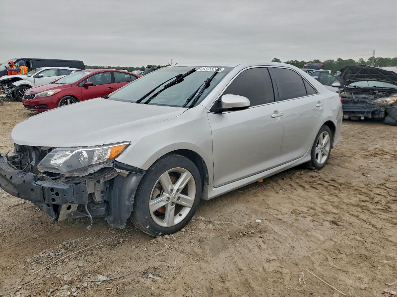 Lot #3304817550 2014 TOYOTA CAMRY L