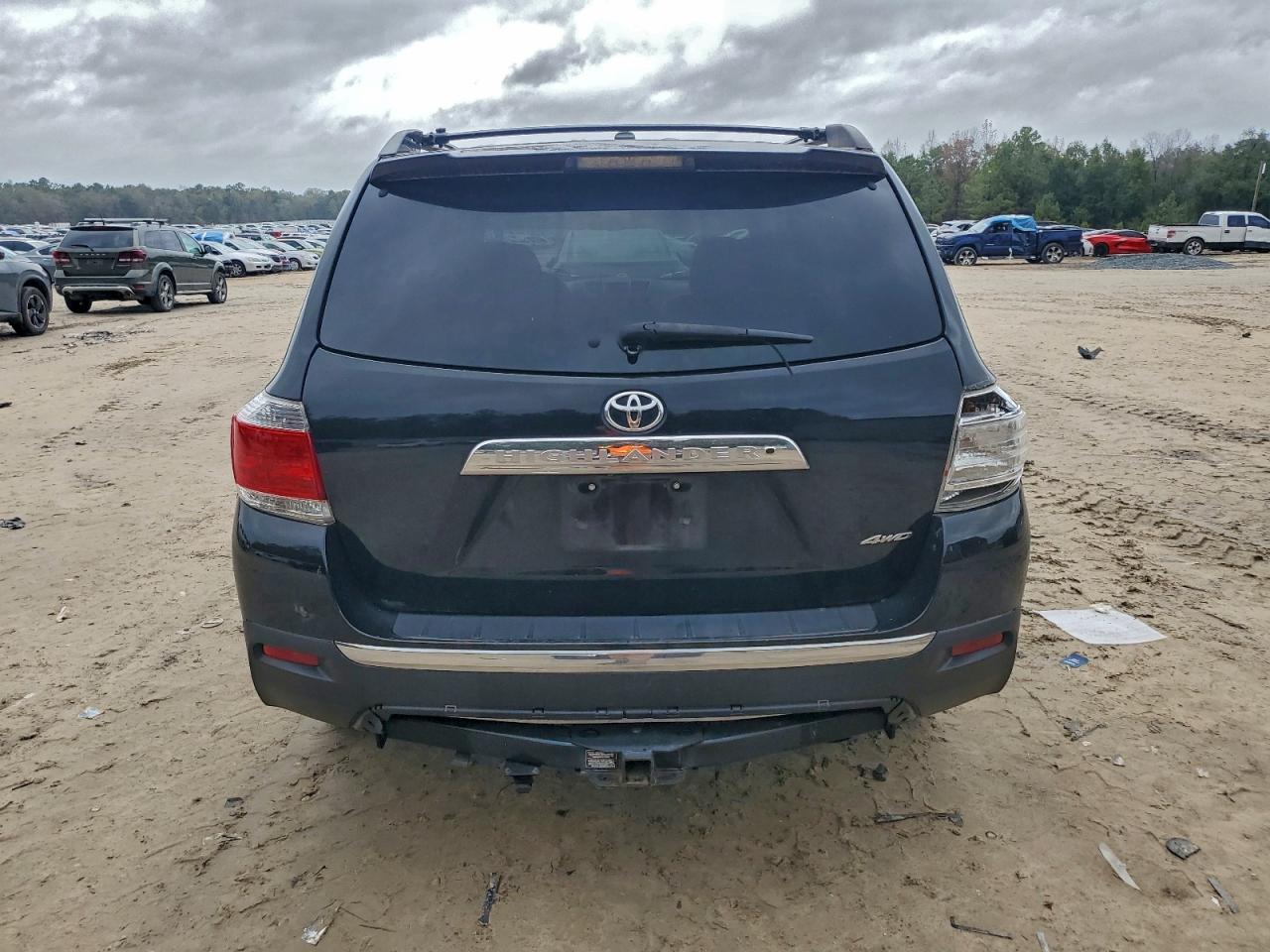 TOYOTA HIGHLANDER LIMITED