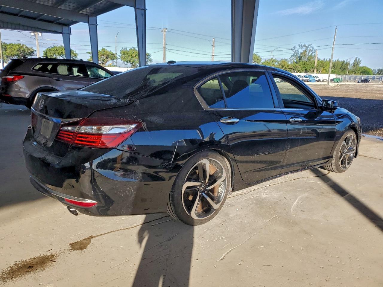 Lot #3315976107 2016 HONDA ACCORD EXL