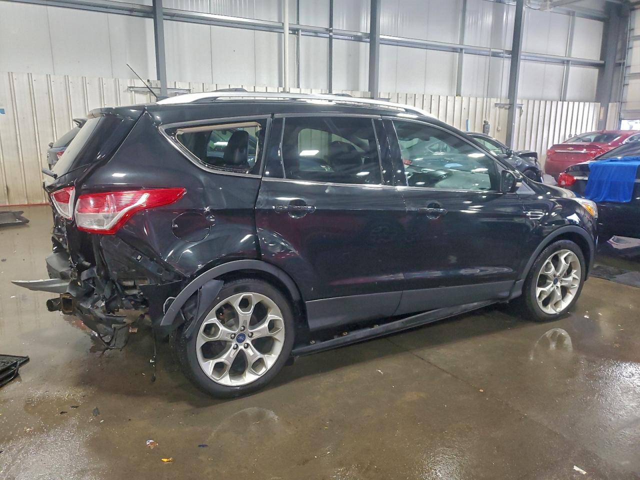 FORD ESCAPE TITANIUM