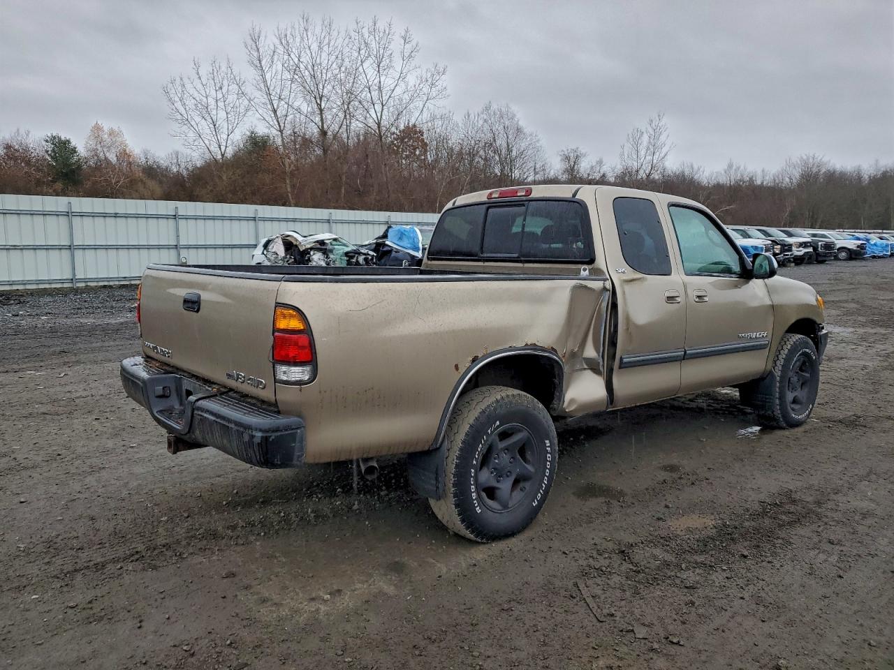 Lot #3302765366 2001 TOYOTA TUNDRA ACC