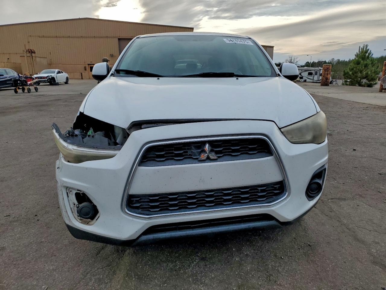MITSUBISHI OUTLANDER ES