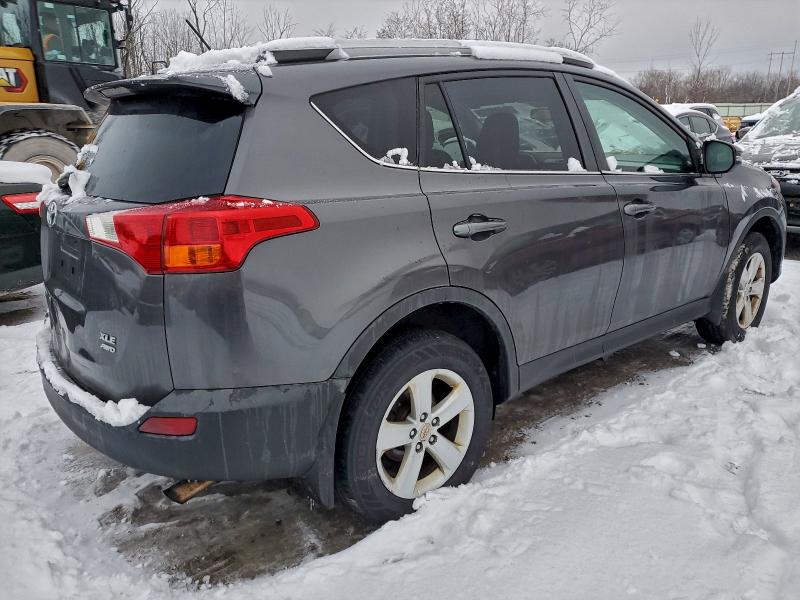 2014 TOYOTA RAV4 XLE #3303424907