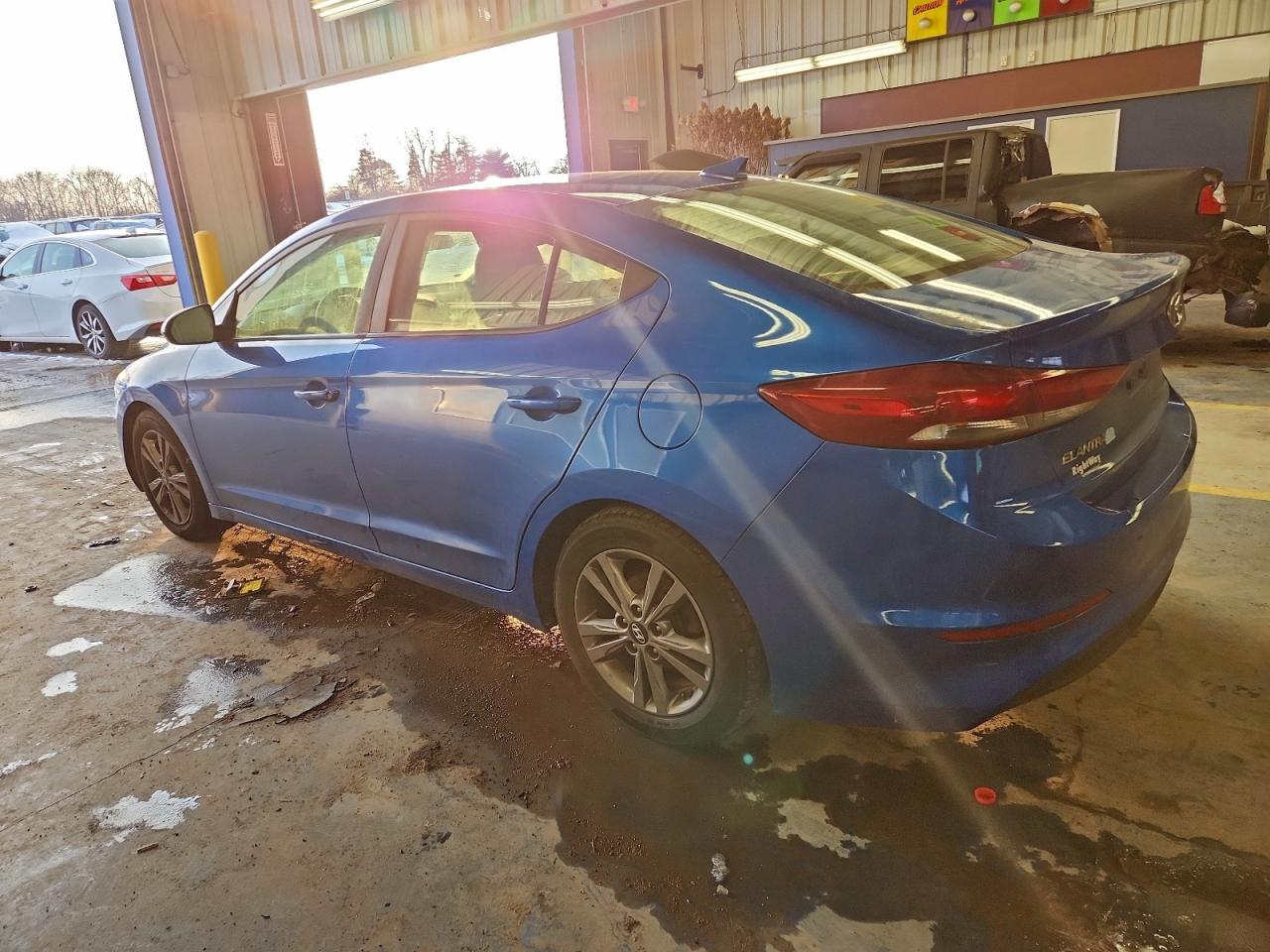 Lot #3318998332 2018 HYUNDAI ELANTRA SE