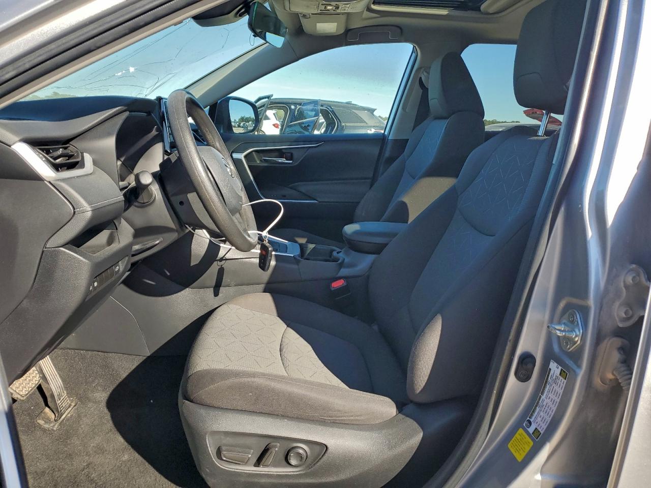 Lot #3311609280 2021 TOYOTA RAV4 XLE