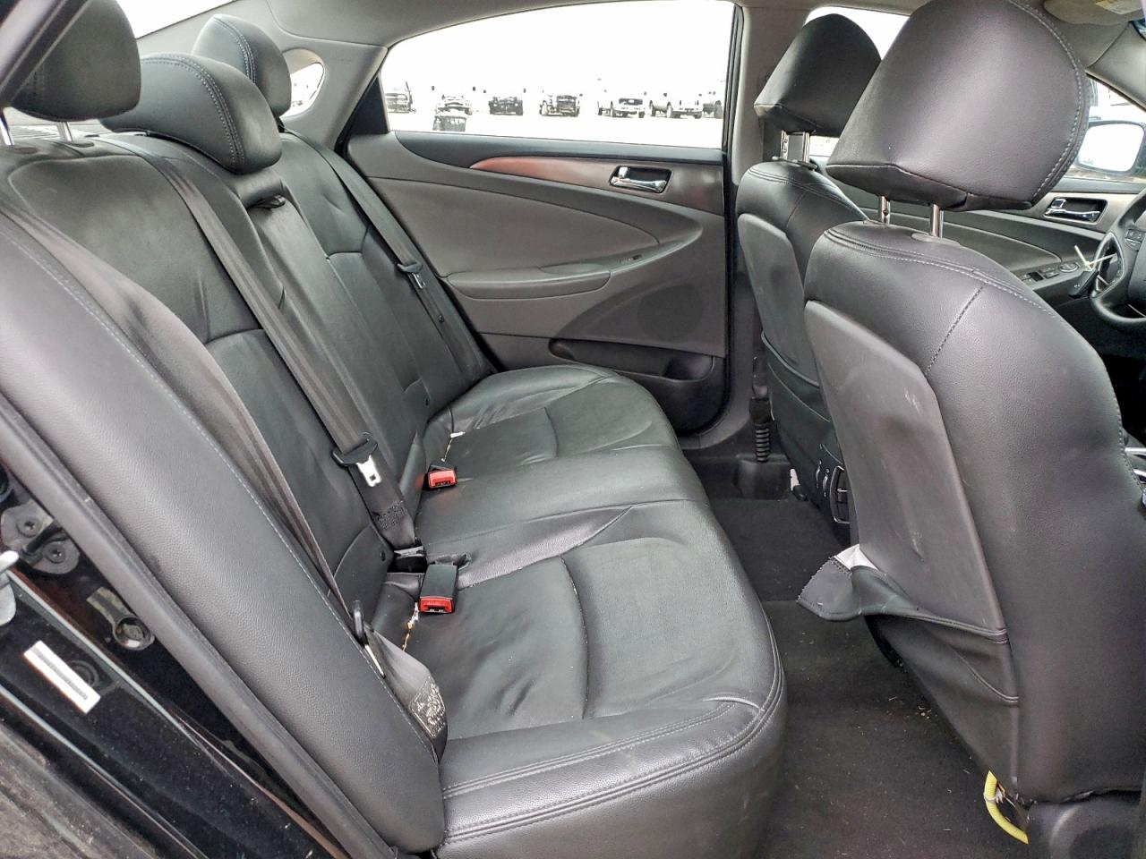 HYUNDAI SONATA HYBRID