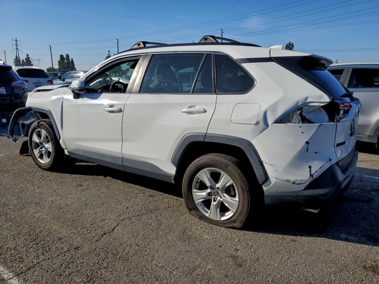 TOYOTA RAV4 XLE