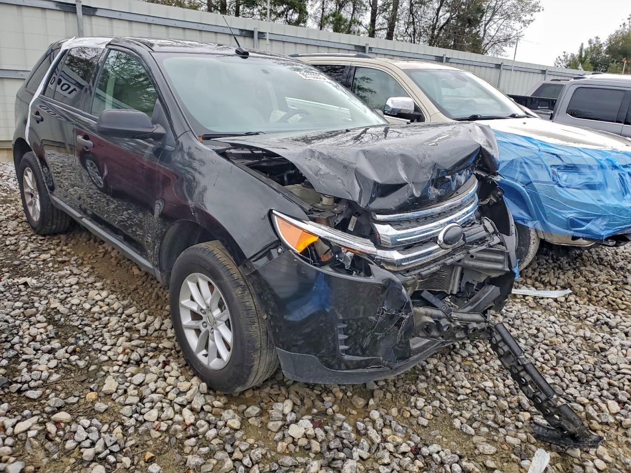 FORD EDGE SE