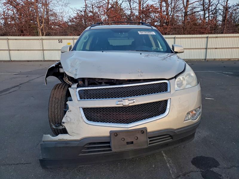 2010 CHEVROLET TRAVERSE L #3305463072