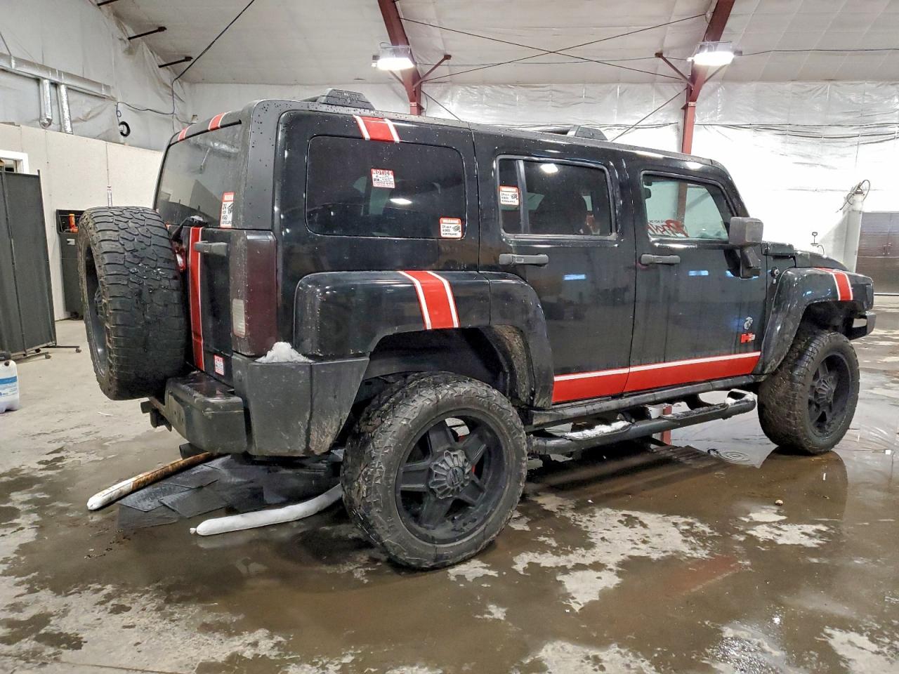 Lot #3305436453 2006 HUMMER H3