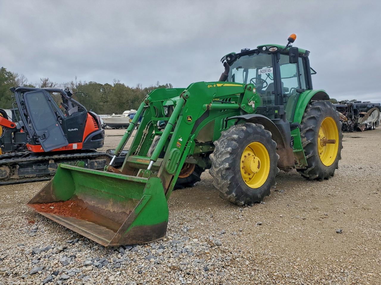 Lot #3302811936 2020 JOHN DEERE TRACTOR