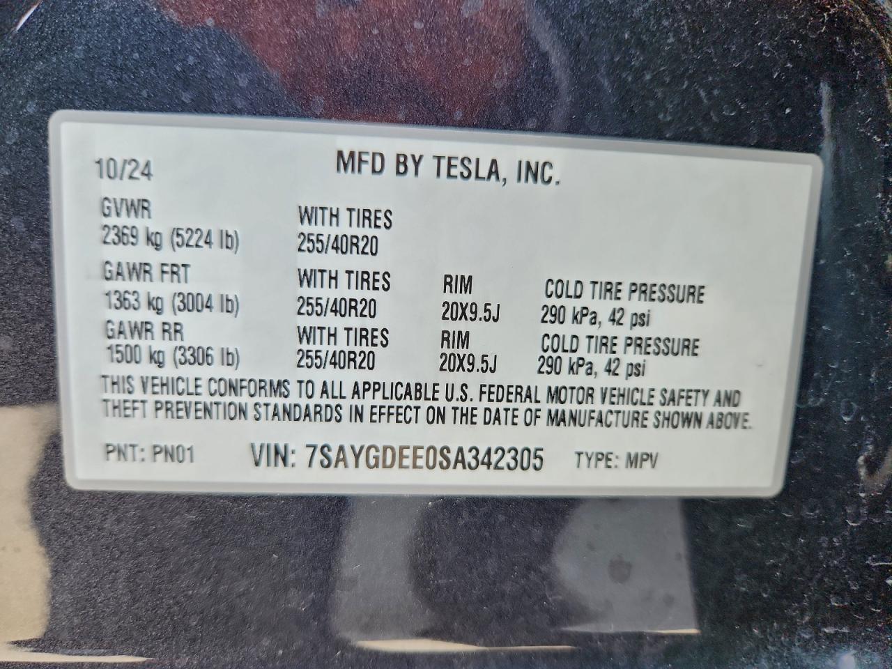 TESLA MODEL Y