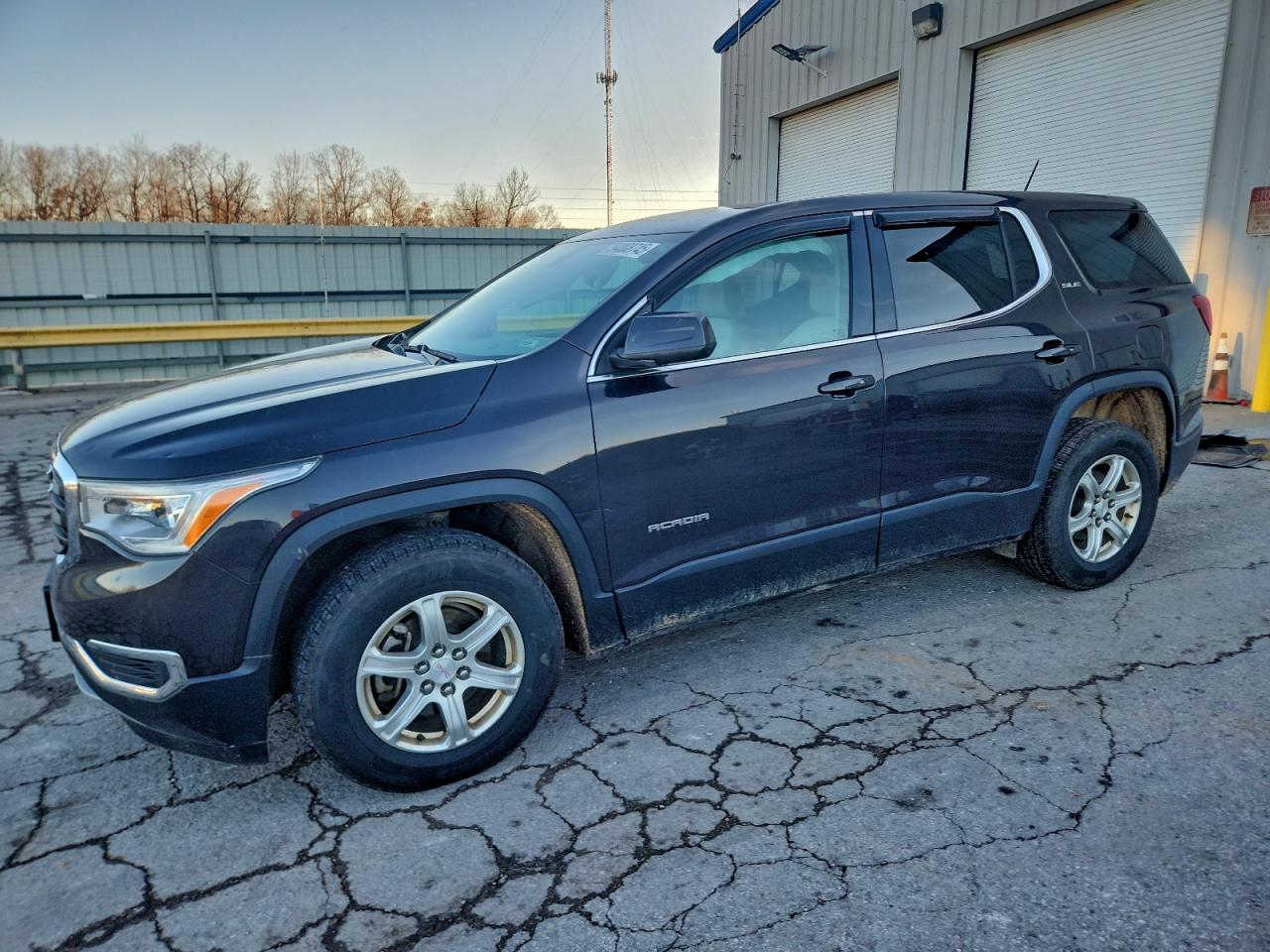 GMC ACADIA SLE